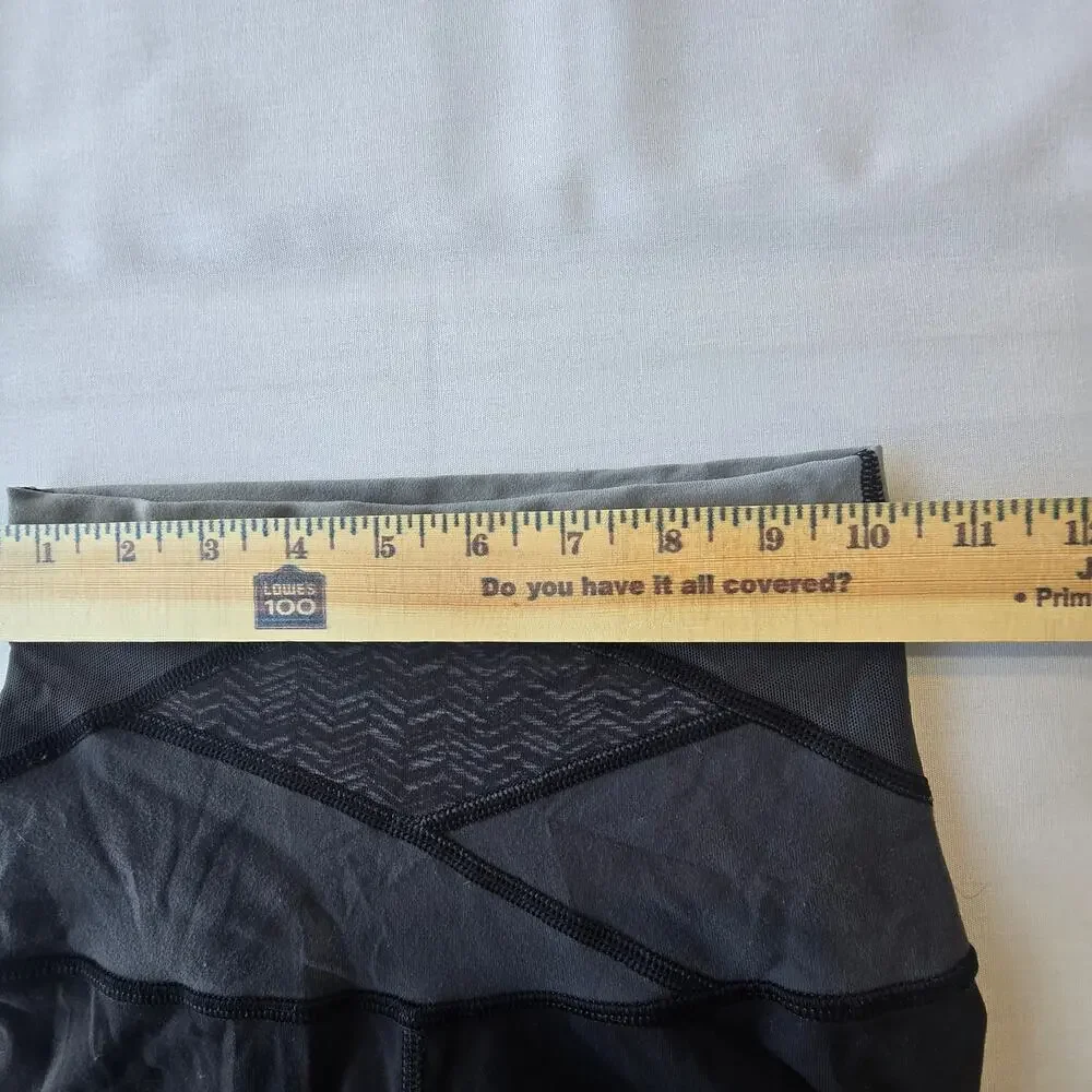 Lululemon womens Wunder Under Crop (Hi-Rise) *Full-On Luon black/gray sz 2